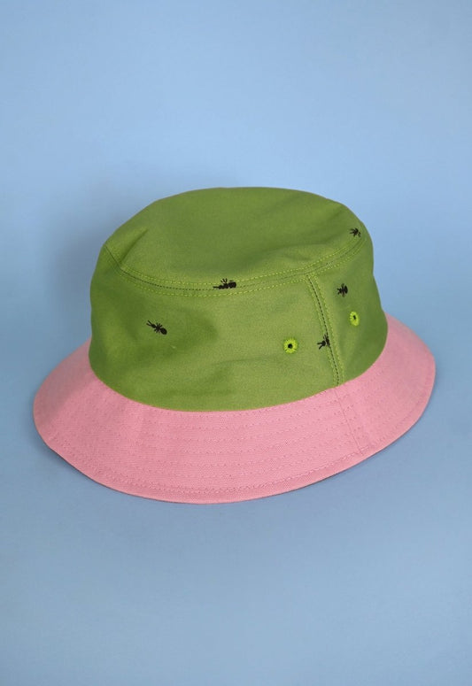 HO HOS HOLE IN THE WALL - "Ants on Your Hat" bucket hat ▲Green▼Pink colorway combo